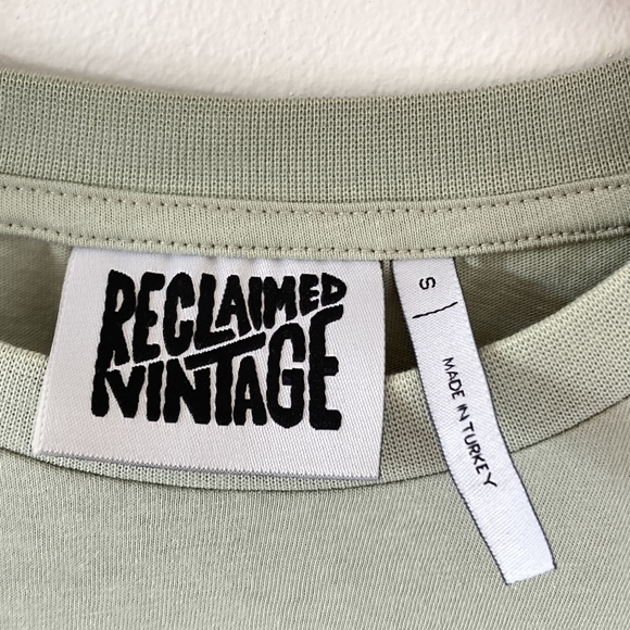 Preloved Reclaimed Vintage Men's Mint Green T-Shirt with Artistic Print fits M - Picture 10 of 11